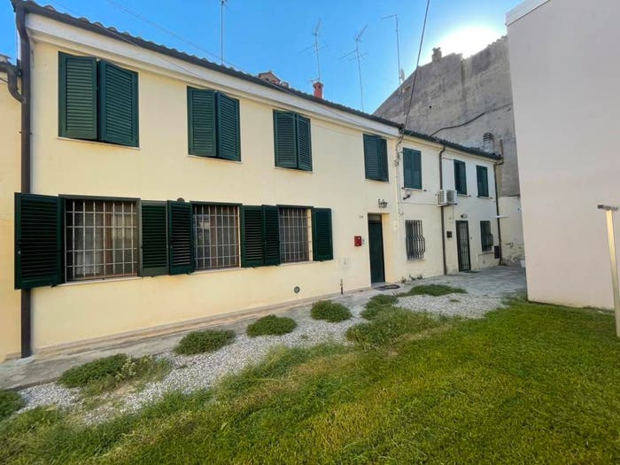 Casa trilocale in vendita in Via Otello Putinati, Ippodromo, Ferrara