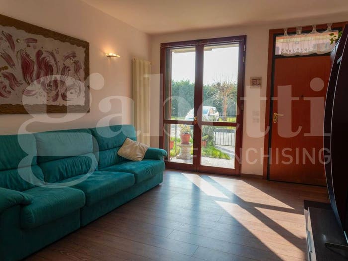 Casa con 5 locali in vendita in Via Vigorea, Roncalceci Longana, Ravenna