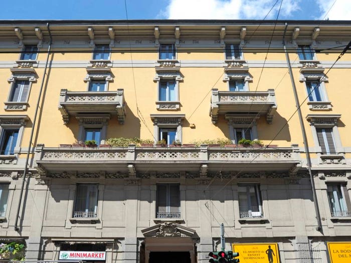 Appartamento trilocale in vendita in Viale Col di Lana, Ticinese, Milano