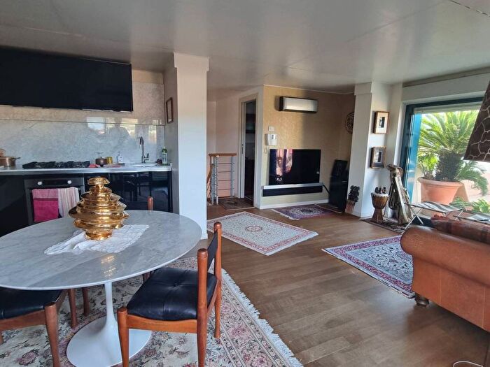 Casa trilocale in vendita in Pantano, Pesaro