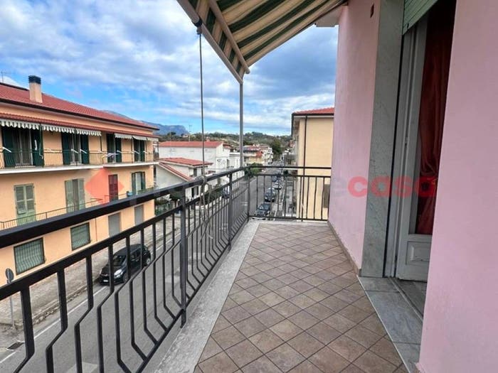 Appartamento trilocale in vendita in Via Antonio Sebastiani, Centro, Minturno