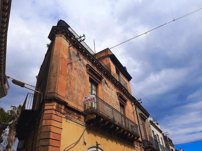 Casa con 6 locali in vendita in Via Teocrito, Centro, Giarre
