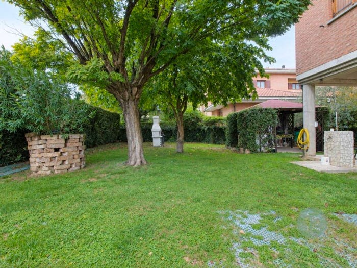 Appartamento trilocale in vendita in Via Gramsci, Centro, Campagnola Emilia