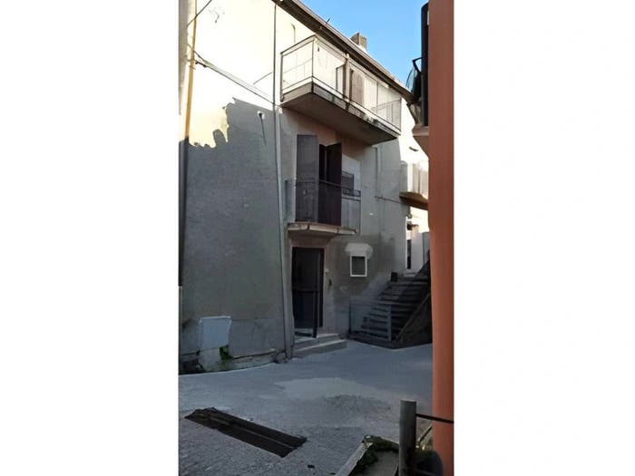 Casa con 5 locali in vendita in Via Costa San Vincenzo La Costa CS Italia, Centro, San Vincenzo la Costa