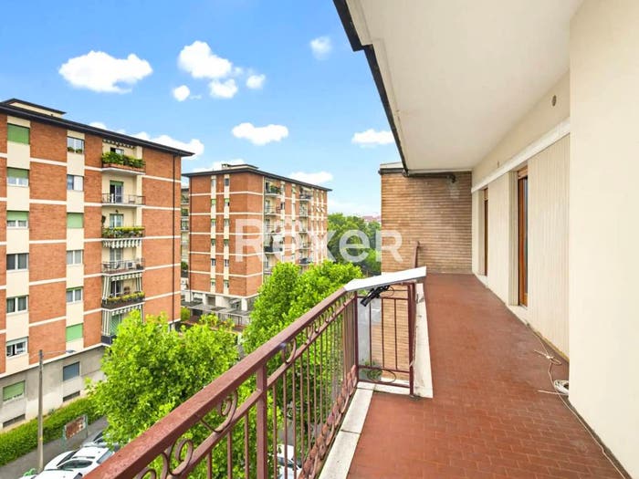 Appartamento quadrilocale in vendita in Via Montello, Via Veneto Borgo Trento, Brescia