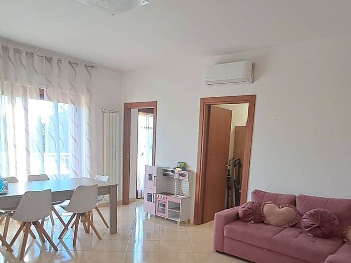 Appartamento trilocale in vendita in Via Farfa, Guardapasso, Aprilia