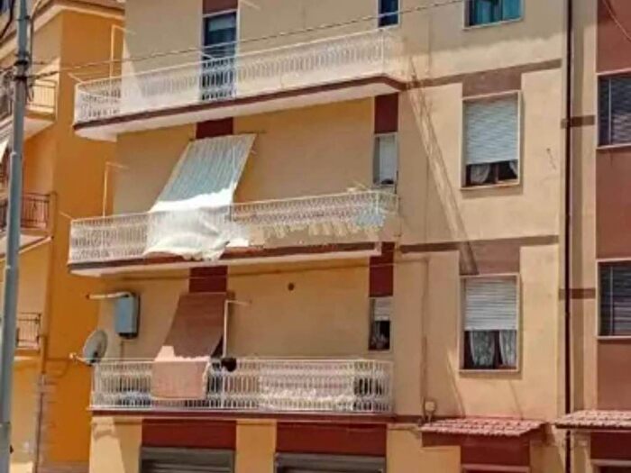 Appartamento trilocale in vendita in Via Montegrappa, Centro, Cagnano Varano