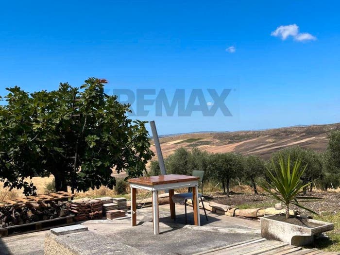 Casa trilocale in vendita in contrada Adragna, Sambuca di Sicilia