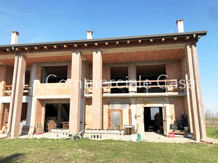 Casa con 5 locali in vendita in Scorze'