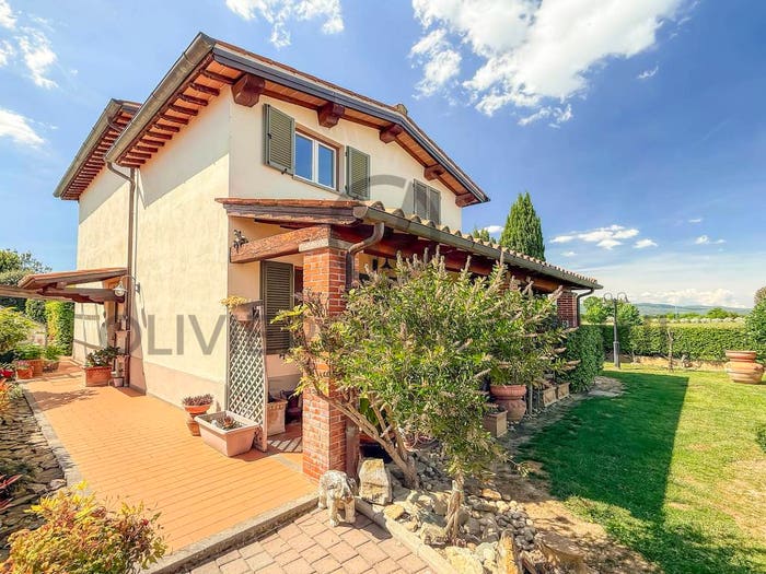 Casa con 6 locali in vendita in Località Pratantico, Indicatore, Arezzo