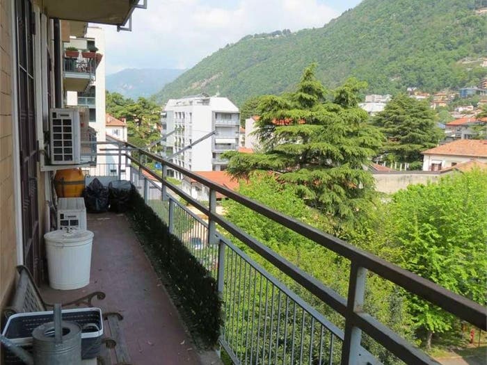 Appartamento quadrilocale in vendita in Via Carloni, Borghi, Como