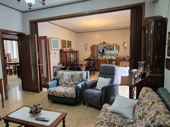 Appartamento con 5 locali in vendita in Via Monte Maiella, Centro, Ortona
