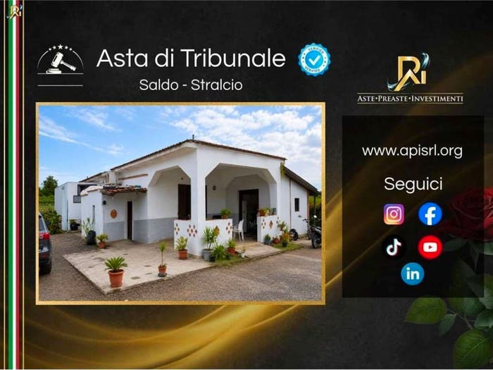 Casa quadrilocale in vendita in Via dei normanni, Acerra
