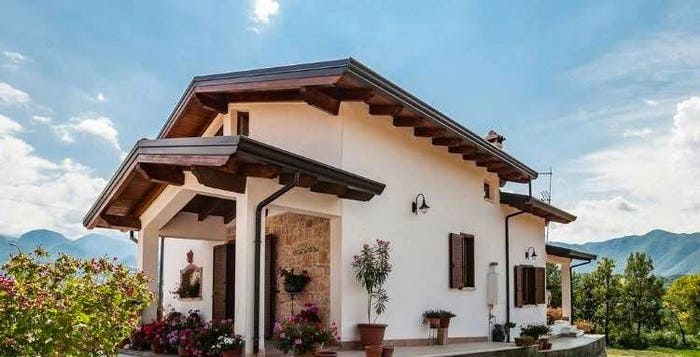 Casa con 5 locali in vendita in Via Frattone, Gallinaro