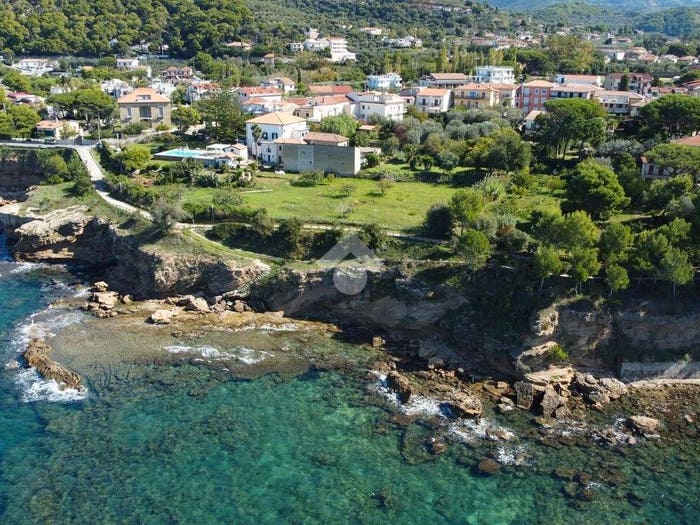 Appartamento trilocale in vendita in Via Carlo De Angelis, San Marco, Castellabate