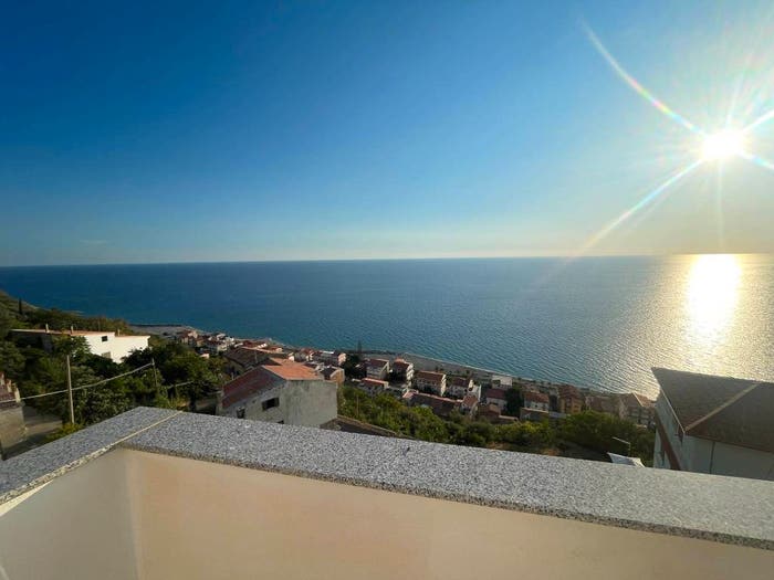 Casa con 6 locali in vendita in Via Vittorio Emanuele III, Centro, Acquappesa
