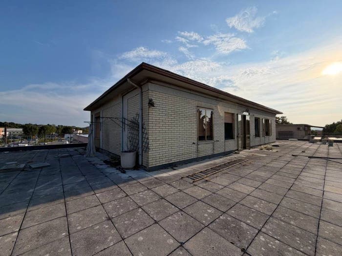 Casa con 6 locali in vendita in Via dello Stadio, Centro, Falconara Marittima