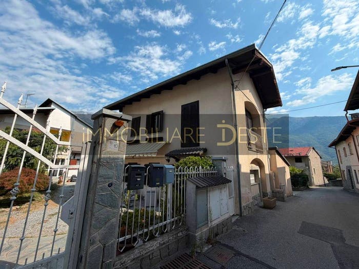 Casa trilocale in vendita in Via Carlo Trattenero, San Giorio, San Giorio di Susa