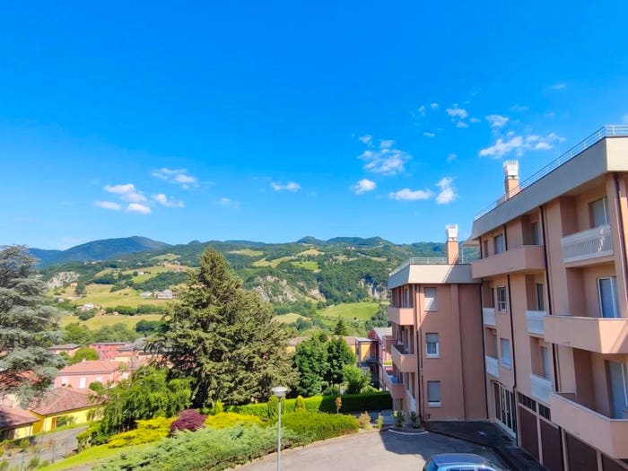 Appartamento quadrilocale in vendita in Strada di Sciola, Centro, Bobbio