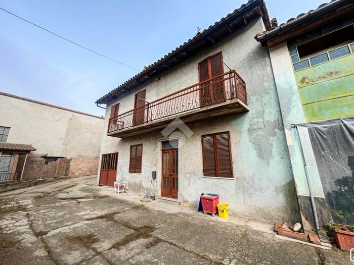 Casa quadrilocale in vendita in Via san Bernardino, Scandeluzza, Montiglio Monferrato