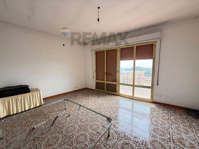 Casa con 5 locali in vendita in Via Cavour, Buscemi