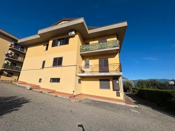 Appartamento quadrilocale in vendita in Via Alessandro Magno, Arcavacata, Rende