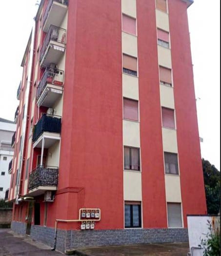 Appartamento monolocale in vendita in Via Sant'Alessandro, Centro, Caronno Pertusella