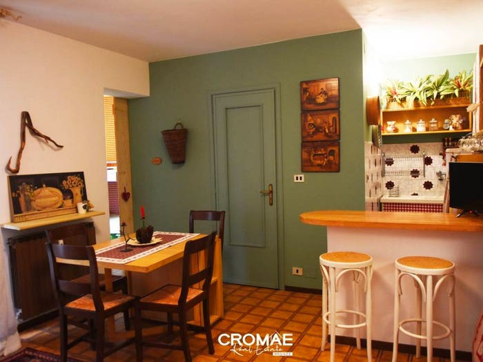 Appartamento bilocale in vendita in Via Caresmin, Vernante