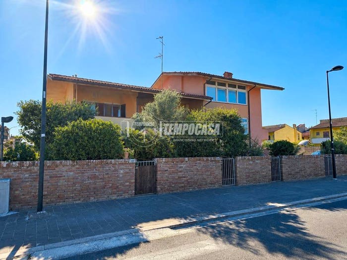 Appartamento bilocale in vendita in Viale dei Mille, Porto Garibaldi, Comacchio