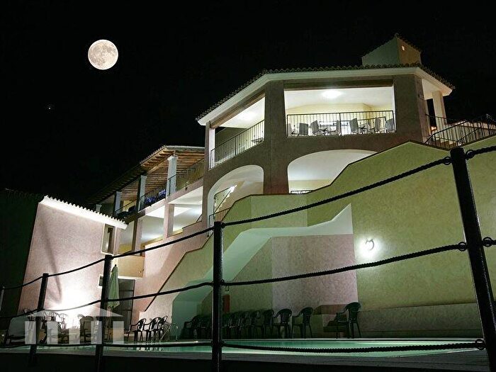 Casa con 6 locali in vendita in Budoni SS Italia, Budoni