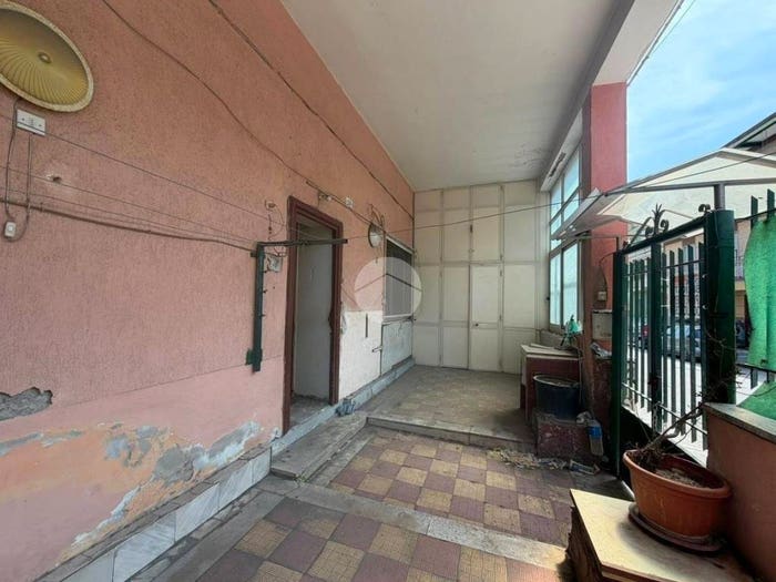 Appartamento trilocale in vendita in Via Giuseppe Garibaldi, Arzano