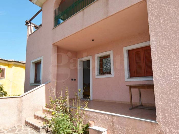 Appartamento con 5 locali in vendita in Via Quasimodo, Olbia Mare Poltu Quadu, Olbia