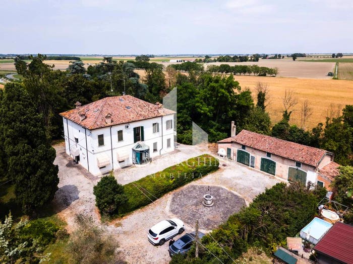 Casa con 6 locali in vendita in Via della Sbarra, Boara, Ferrara