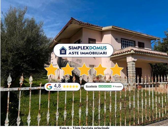 Casa con 6 locali in vendita in Via Tempio, Calangianus