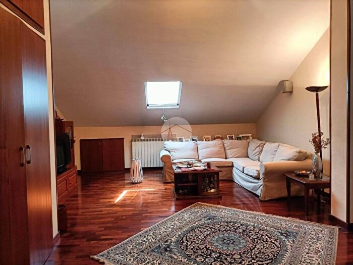 Appartamento trilocale in vendita in Via Aristide Giovanni Barducci, Ferrarecce Università, Caserta