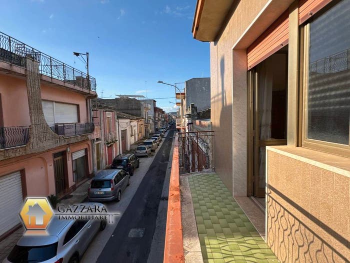 Casa con 6 locali in vendita in via Magenta, Canicattini Bagni