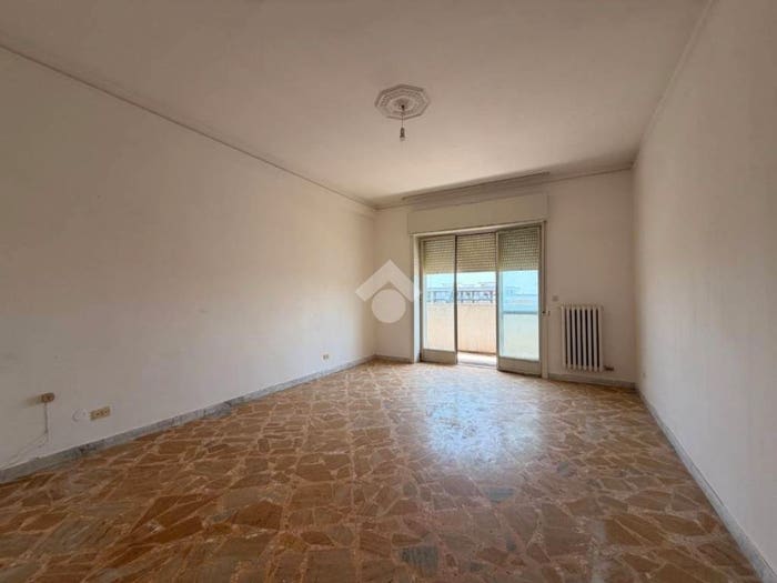 Appartamento con 5 locali in vendita in Viale della libertà, Pranzo, Lecce