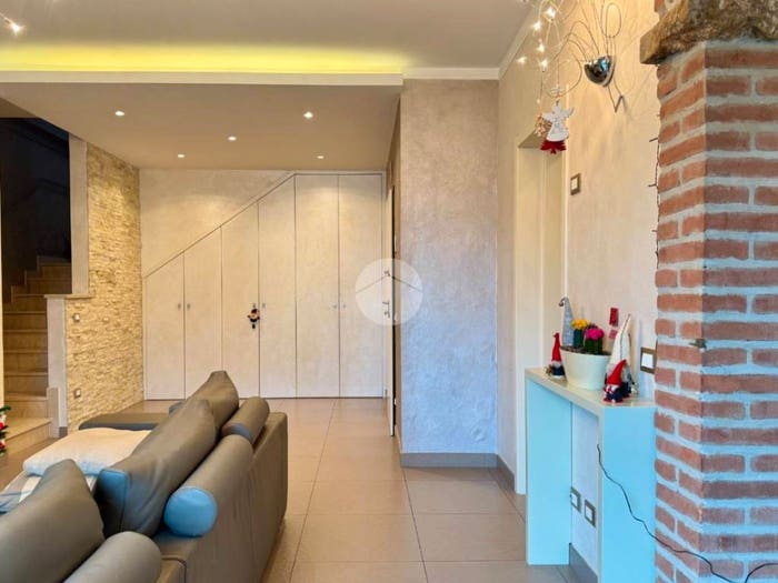Casa con 6 locali in vendita in Via Alcide De Gasperi, Centro, Torbole Casaglia