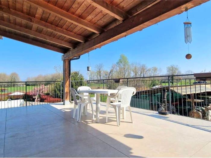 Appartamento con 5 locali in vendita in Vicolo della Roggia, Marzalesco, Cureggio