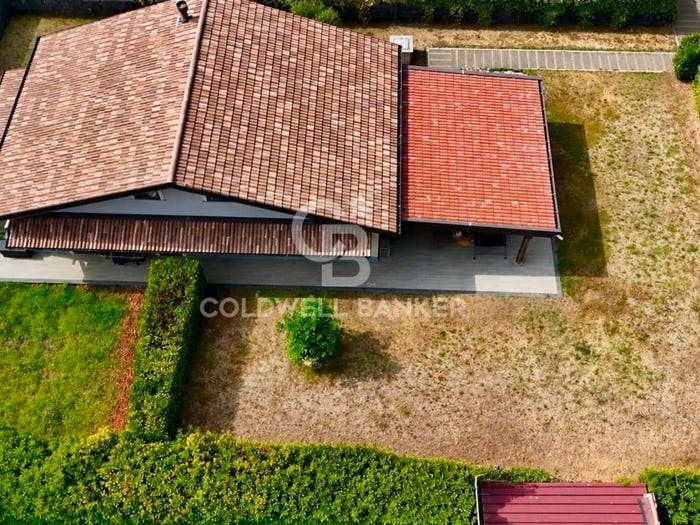 Casa con 6 locali in vendita in Via Arrigo Boito, Centro, Pedara