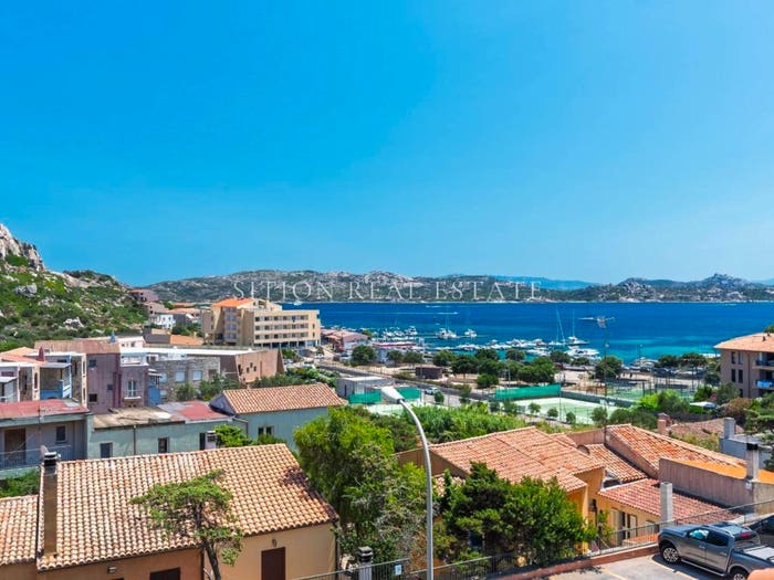 Appartamento bilocale in vendita in Via Don Vico, La Maddalena