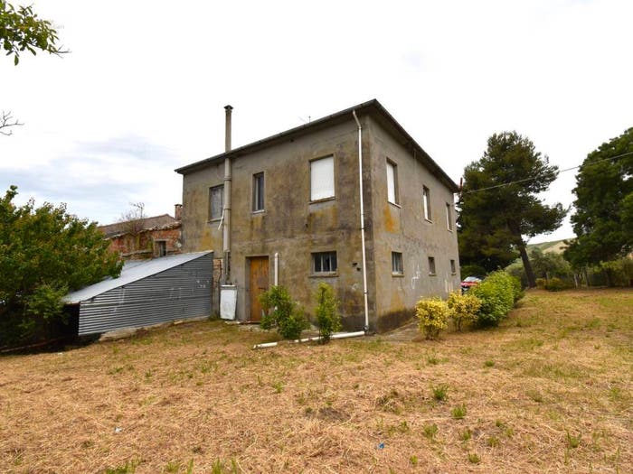 Casa con 6 locali in vendita in Contrada Gozzana, Ripatransone