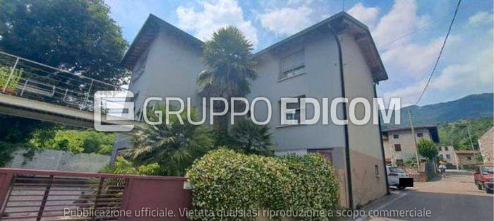 Casa con 6 locali in vendita in Frazione Sarone Via Vallone, Centro, Caneva