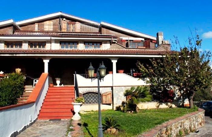 Casa con 6 locali in vendita in Via Agri, Fossignano, Aprilia