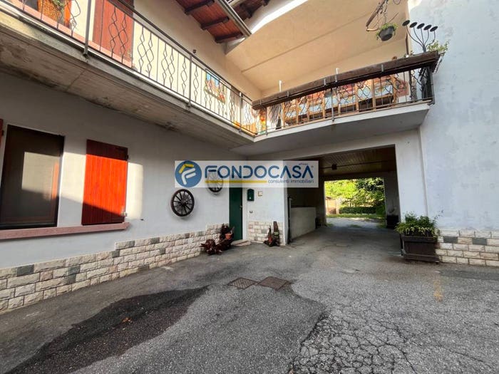 Appartamento trilocale in vendita in via Carvanno, Vobarno