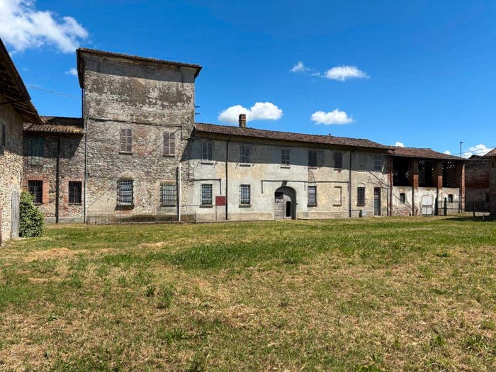 Casa con 6 locali in vendita in Località Case Gatti, Podenzano