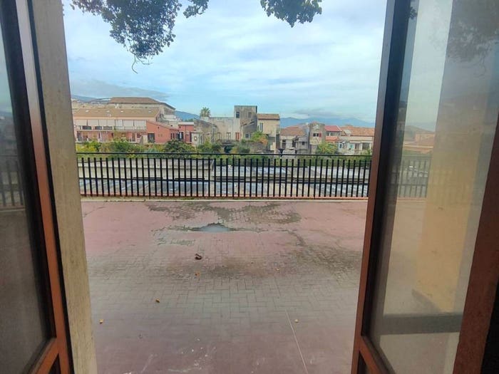 Appartamento quadrilocale in vendita in Corso Italia, Centro, Giarre