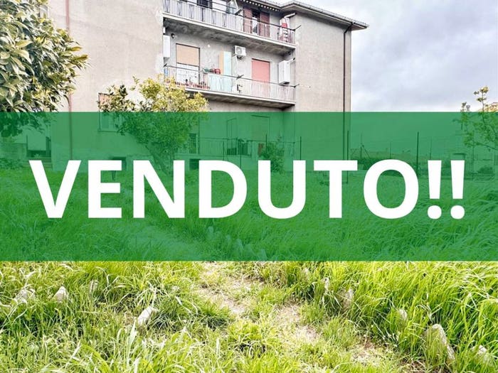 Appartamento trilocale in vendita in Via Monti Sabatini, Centro, Anguillara Sabazia