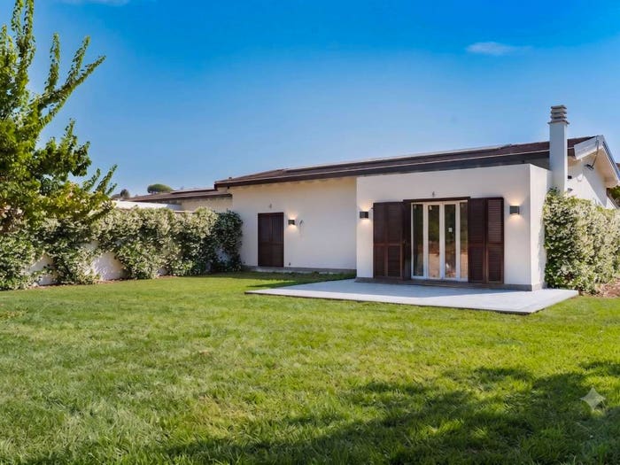 Casa trilocale in vendita in Via di Gobbi, Centro, Formello