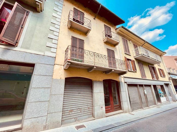 Casa con 6 locali in vendita in Via Roma, Centro, Castelnuovo Don Bosco